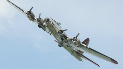 Photo ID 56608 by Mike Guildoo. Private Yankee Air Force Boeing B 17G Flying Fortress 299P, N3193G