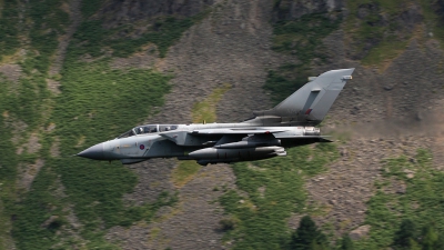 Photo ID 56661 by Barry Swann. UK Air Force Panavia Tornado GR4, ZD715
