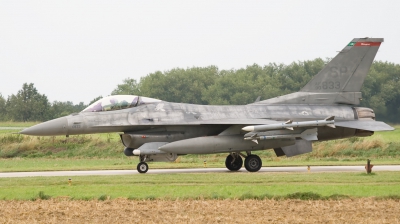 Photo ID 56690 by Bert van Wijk. USA Air Force General Dynamics F 16C Fighting Falcon, 90 0833