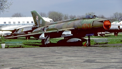 Photo ID 57383 by Carl Brent. Poland Air Force Sukhoi Su 20 Fitter, 4242