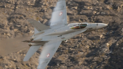 Photo ID 59205 by Martin Thoeni - Powerplanes. Switzerland Air Force McDonnell Douglas F A 18C Hornet, J 5024