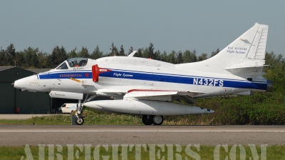 Photo ID 7353 by Klemens Hoevel. Company Owned BAe Systems Douglas A 4N Skyhawk, N432FS