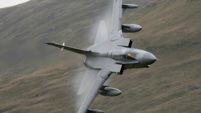 Photo ID 7392 by Paul Dunn. UK Air Force Panavia Tornado GR4, ZA461
