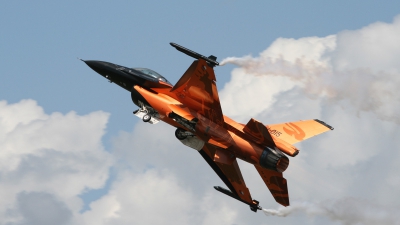 Photo ID 60627 by Niels Roman / VORTEX-images. Netherlands Air Force General Dynamics F 16AM Fighting Falcon, J 015