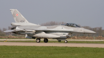 Photo ID 60448 by Rob Hendriks. Poland Air Force General Dynamics F 16C Fighting Falcon, 4041