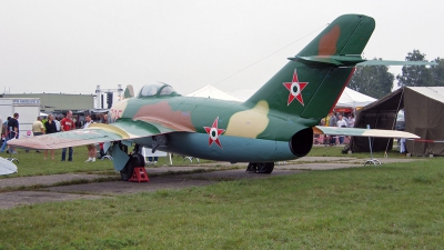 Photo ID 62502 by Horatiu Goanta. Romania Air Force Mikoyan Gurevich MiG 15bis, 725