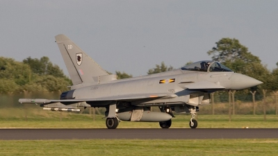 Photo ID 7641 by Martin Keen. UK Air Force Eurofighter Typhoon F2, ZJ924