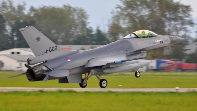 Photo ID 61478 by Radim Spalek. Netherlands Air Force General Dynamics F 16AM Fighting Falcon, J 009