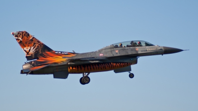 Photo ID 62084 by Caspar Smit. T rkiye Air Force General Dynamics F 16D Fighting Falcon, 93 0696