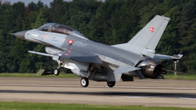 Photo ID 66071 by Stuart Thurtle. Denmark Air Force General Dynamics F 16BM Fighting Falcon, ET 207