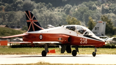 Photo ID 66228 by Martin Thoeni - Powerplanes. UK Navy British Aerospace Hawk T 1, XX238