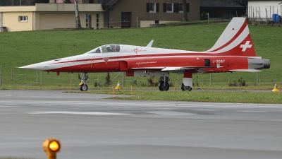 Photo ID 66589 by Martin Thoeni - Powerplanes. Switzerland Air Force Northrop F 5E Tiger II, J 3087