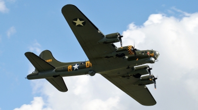Photo ID 8411 by Craig Wise. Private Private Boeing B 17G Flying Fortress 299P, G BEDF