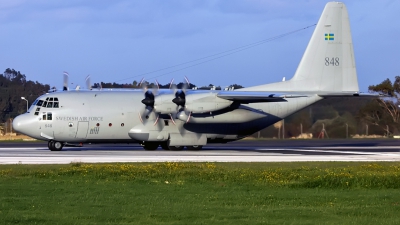 Photo ID 68890 by Mark. Sweden Air Force Lockheed Tp 84 Hercules C 130H L 382, 84008