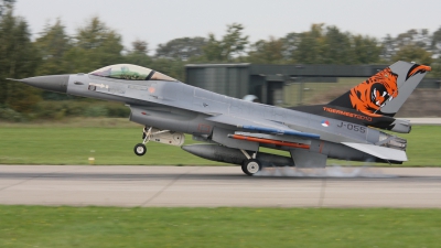 Photo ID 70801 by Rob Hendriks. Netherlands Air Force General Dynamics F 16AM Fighting Falcon, J 055
