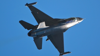 Photo ID 71027 by Cristian Schrik. Netherlands Air Force General Dynamics F 16BM Fighting Falcon, J 064