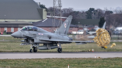 Photo ID 71096 by Adrian Harrison. UK Air Force Eurofighter Typhoon T1, ZJ811