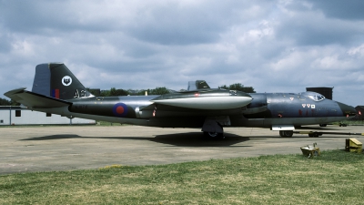Photo ID 71093 by Joop de Groot. UK Air Force English Electric Canberra T4, WJ874