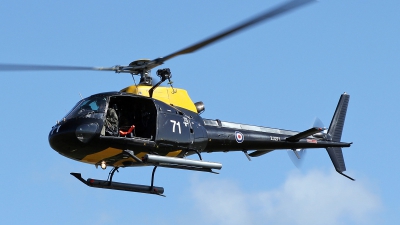 Photo ID 71488 by Mike Griffiths. UK Air Force Aerospatiale Squirrel HT1 AS 350B, ZJ271