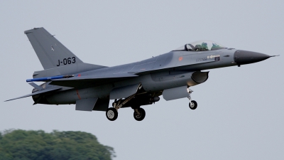 Photo ID 8941 by Craig Pelleymounter. Netherlands Air Force General Dynamics F 16AM Fighting Falcon, J 063