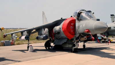Photo ID 71613 by Mark. Italy Navy McDonnell Douglas AV 8B Harrier ll, MM7220