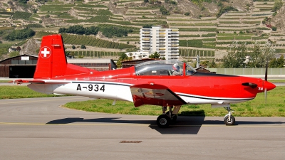 Photo ID 75248 by Martin Thoeni - Powerplanes. Switzerland Air Force Pilatus NCPC 7 Turbo Trainer, A 934