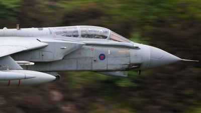 Photo ID 75338 by Paul Massey. UK Air Force Panavia Tornado GR4, ZG791
