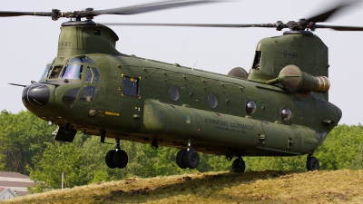Photo ID 76270 by Robin Coenders / VORTEX-images. Netherlands Air Force Boeing Vertol CH 47D Chinook, D 661