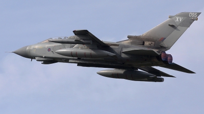 Photo ID 77681 by Olli J.. UK Air Force Panavia Tornado GR4, ZD747