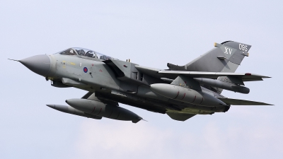 Photo ID 78828 by Walter Van Bel. UK Air Force Panavia Tornado GR4, ZD747
