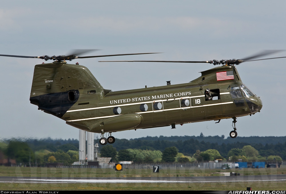 USA - Marines Boeing Vertol CH-46E Sea Knight (107-II) 157680 at Mildenhall (MHZ / GXH / EGUN), UK
