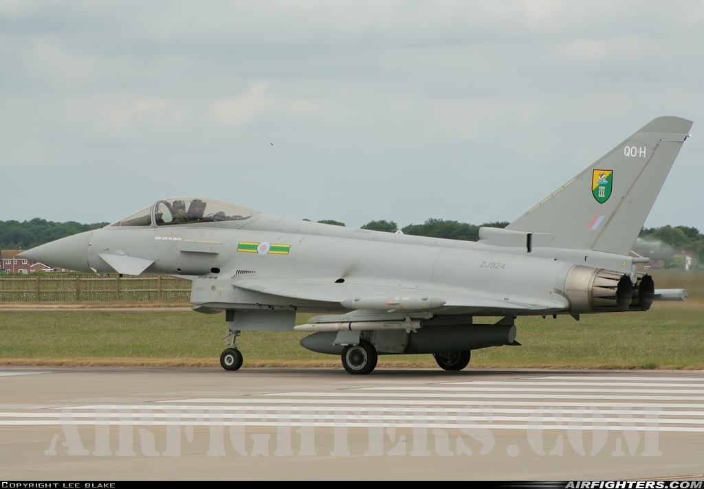 UK - Air Force Eurofighter Typhoon F2 ZJ924 at Coningsby (EGXC), UK