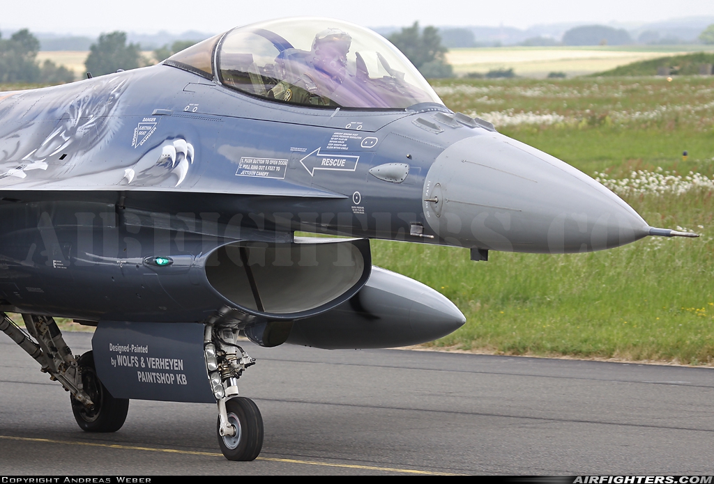 Belgium - Air Force General Dynamics F-16AM Fighting Falcon FA-87 at Cambrai - Epinoy (LFQI), France
