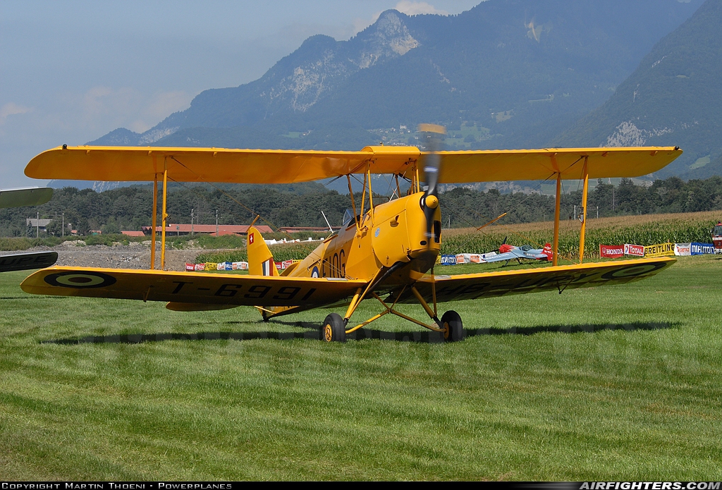 Private De Havilland DH-82A Tiger Moth II HB-UPY at Bex (LSGB), Switzerland