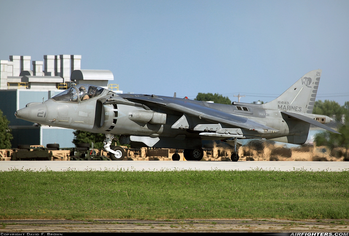 USA - Marines McDonnell Douglas AV-8B Harrier II 164143 at Oshkosh - Wittman Regional (OSH / KOSH), USA