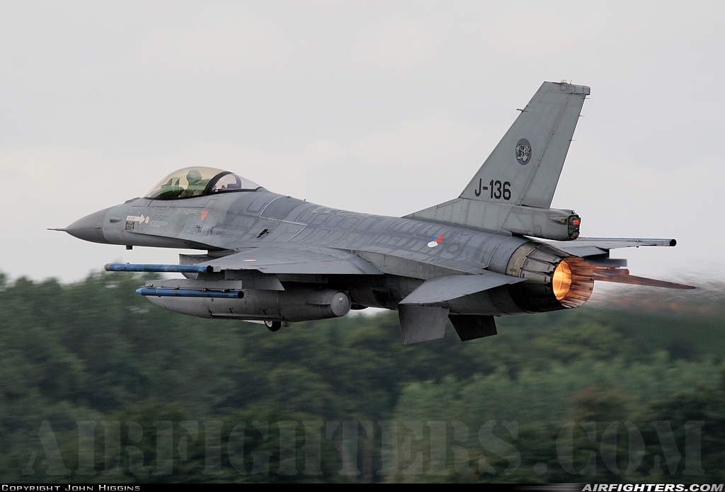 Netherlands - Air Force General Dynamics F-16AM Fighting Falcon J-136 at Fairford (FFD / EGVA), UK