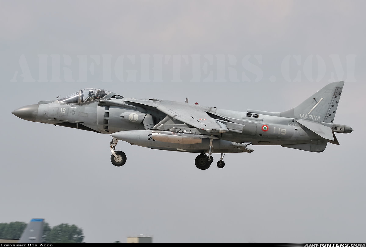 Italy - Navy McDonnell Douglas AV-8B+ Harrier ll MM7224 at Fairford (FFD / EGVA), UK