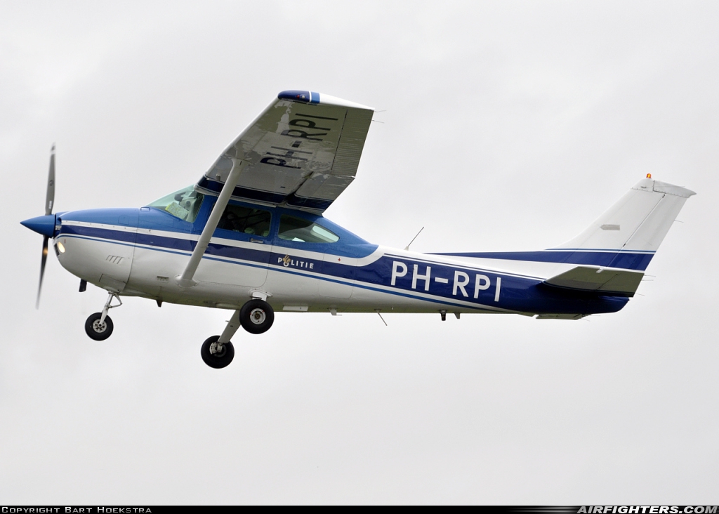 Netherlands - Police Cessna 182R PH-RPI at Deventer - Teuge (EHTE), Netherlands