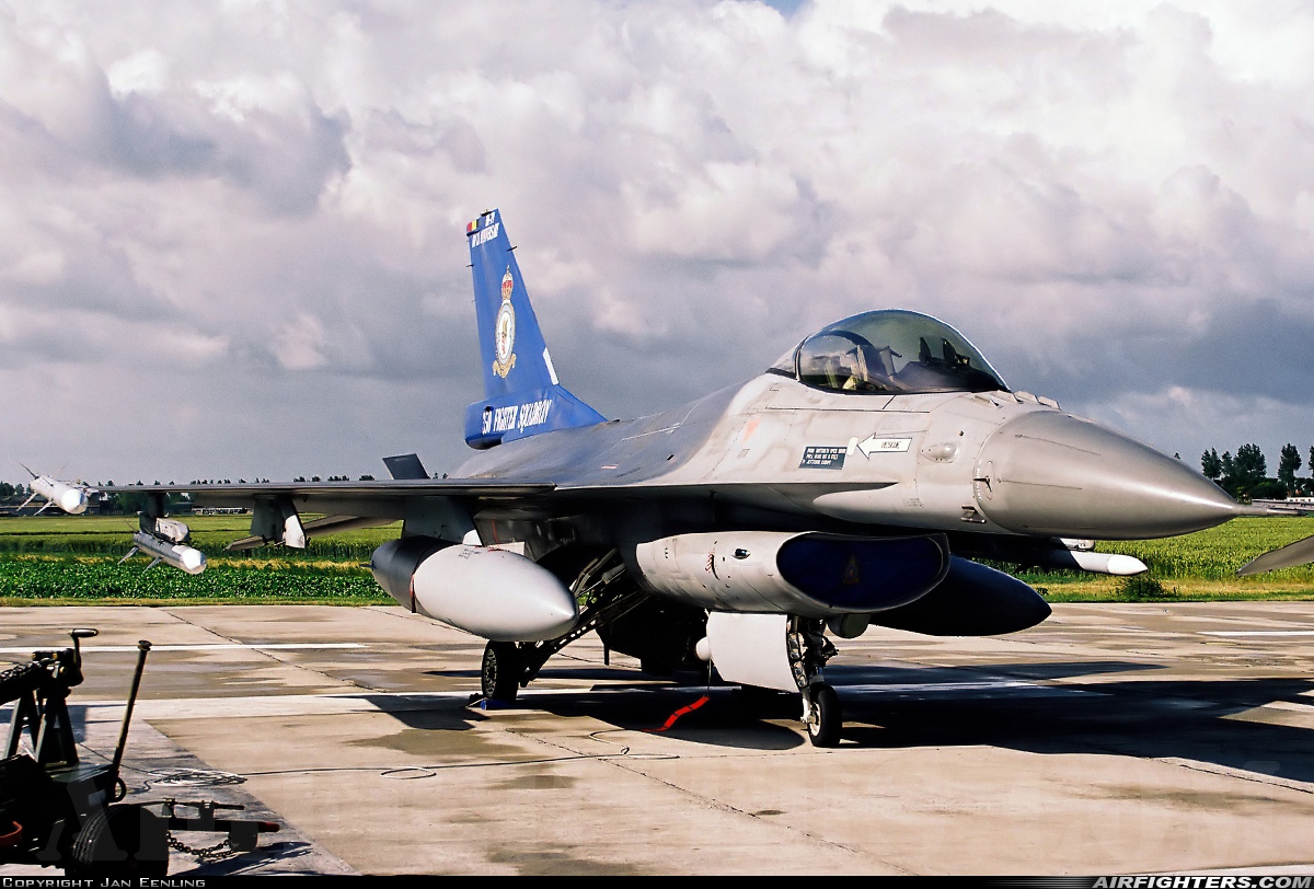 Belgium - Air Force General Dynamics F-16AM Fighting Falcon FA-71 at Koksijde (EBFN), Belgium