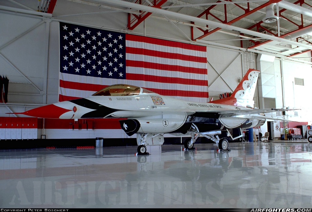 USA - Air Force General Dynamics F-16C Fighting Falcon 87-0323 at Las Vegas - Nellis AFB (LSV / KLSV), USA