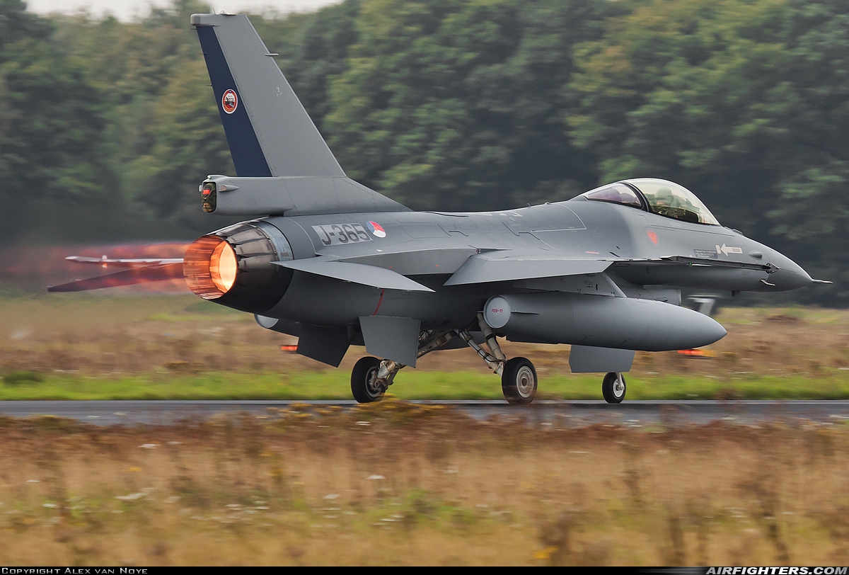 Netherlands - Air Force General Dynamics F-16AM Fighting Falcon J-365 at Uden - Volkel (UDE / EHVK), Netherlands