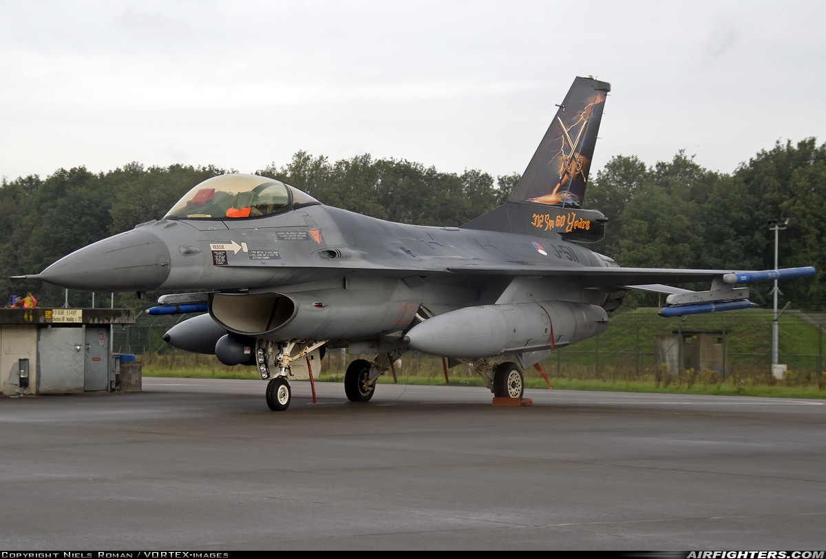 Netherlands - Air Force General Dynamics F-16AM Fighting Falcon J-511 at Uden - Volkel (UDE / EHVK), Netherlands