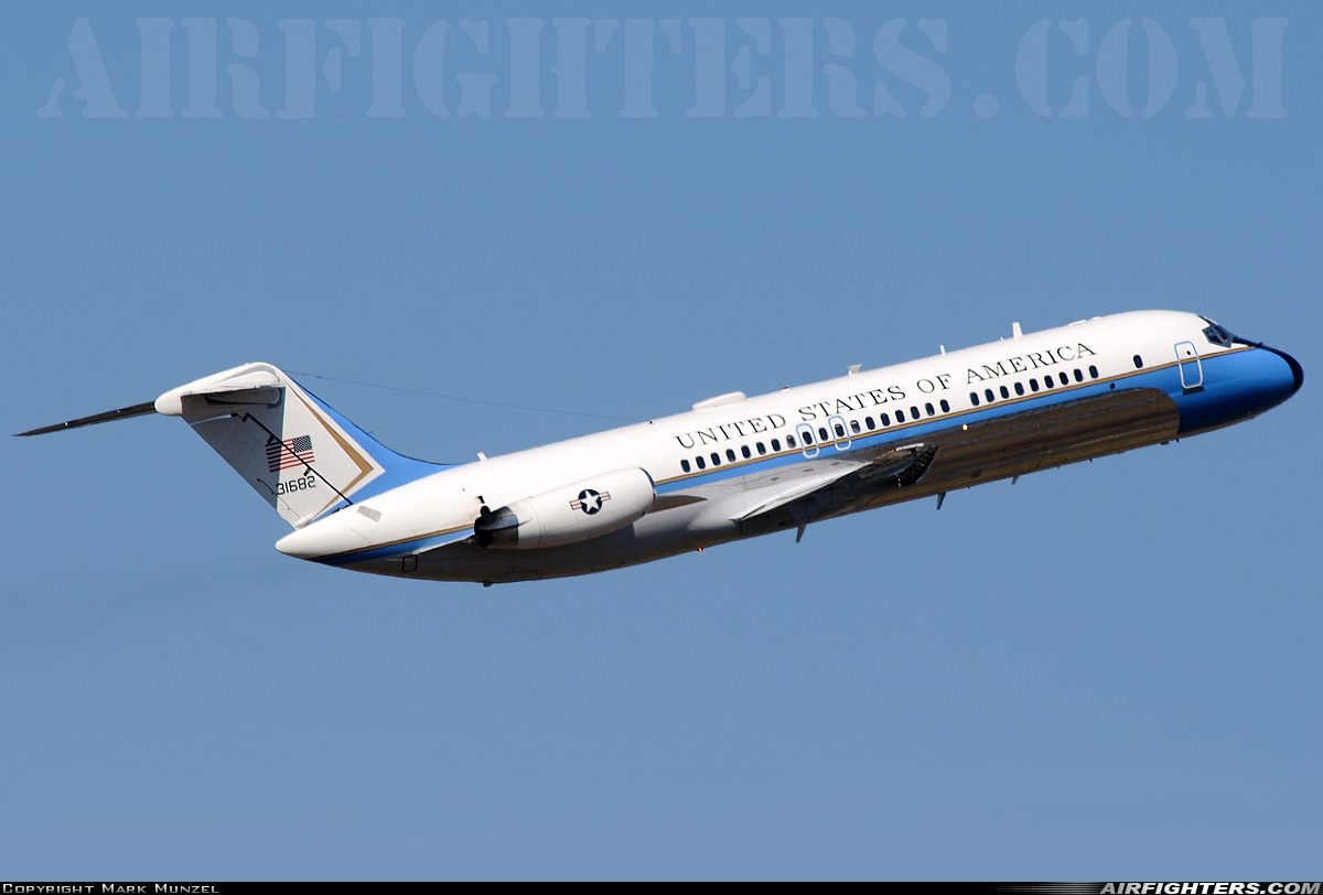 USA - Air Force McDonnell Douglas VC-9C (DC-9-32) 73-1682 at Tacoma - McChord AFB (TCM / KTCM), USA