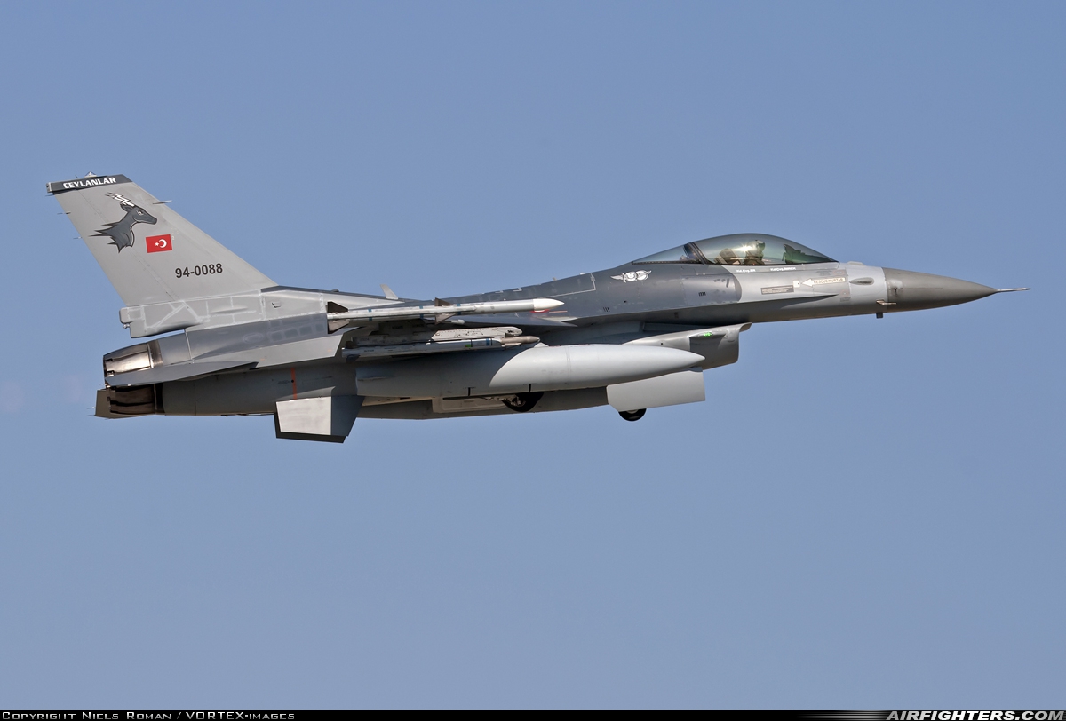 Türkiye - Air Force General Dynamics F-16C Fighting Falcon 94-0088 at Izmir - Cigli (IGL / LTBL), Türkiye