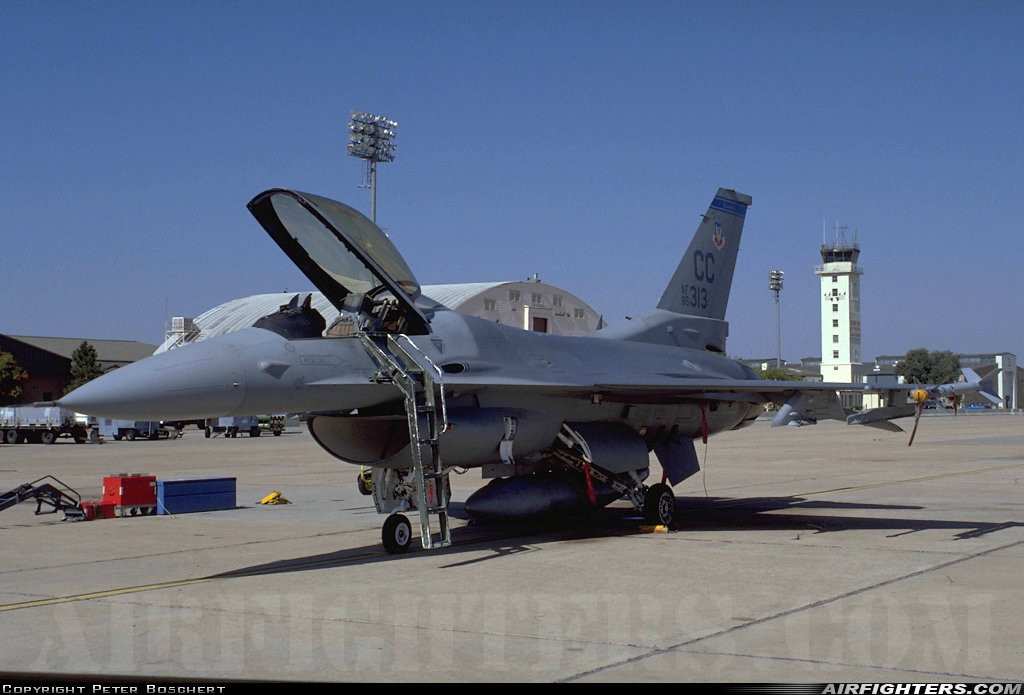 USA - Air Force General Dynamics F-16C Fighting Falcon 86-0313 at Clovis - Cannon AFB (CVS / KCVS), USA