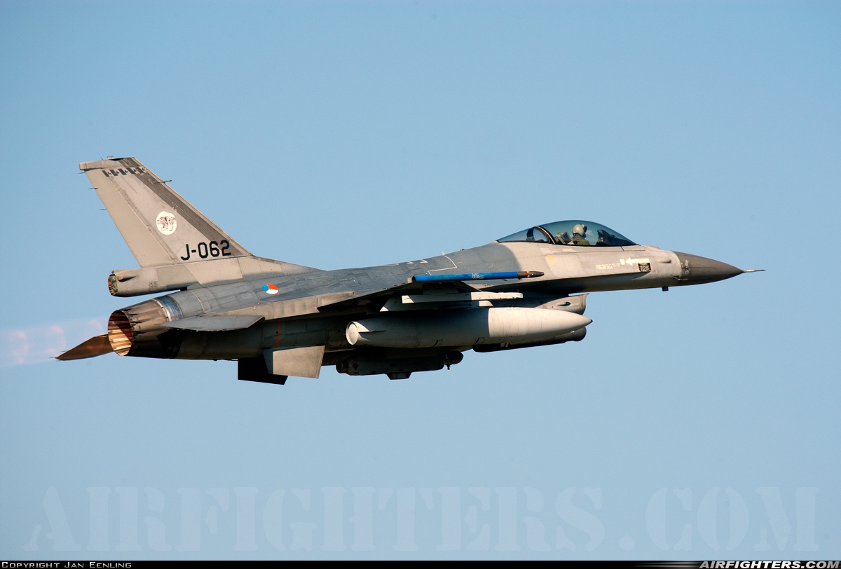 Netherlands - Air Force General Dynamics F-16AM Fighting Falcon J-062 at Uden - Volkel (UDE / EHVK), Netherlands