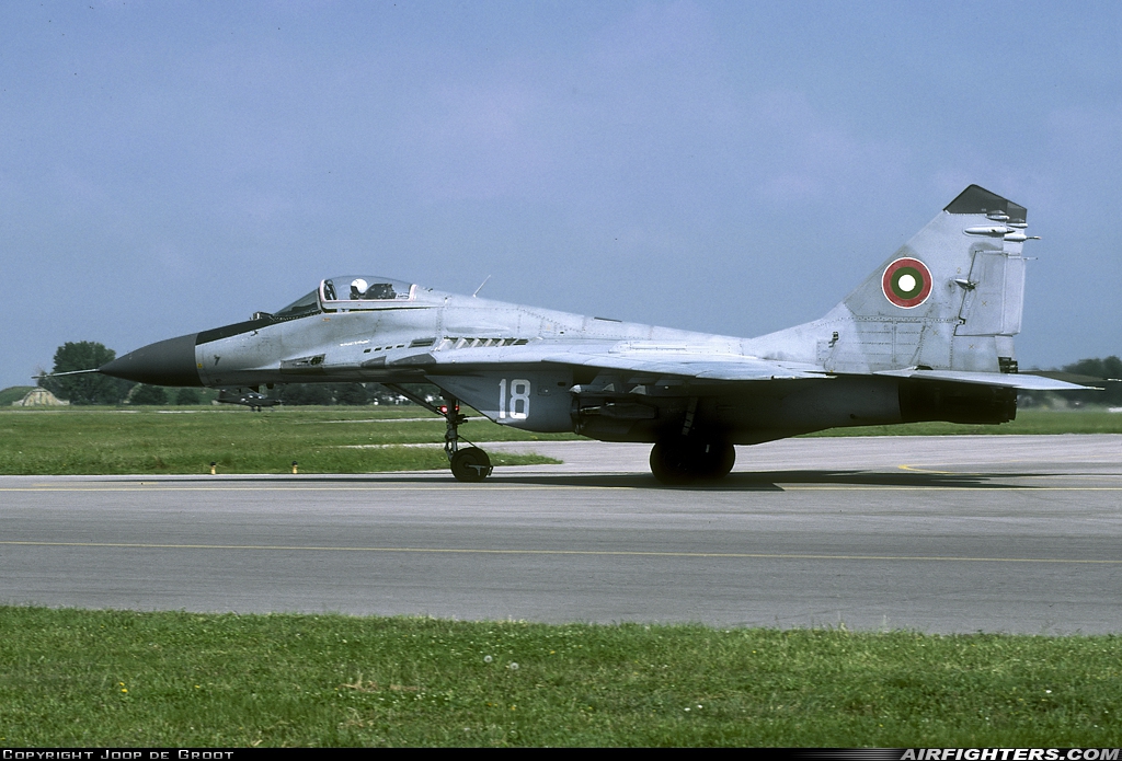 Bulgaria - Air Force Mikoyan-Gurevich MiG-29A (9.12A) 18 at Graf Ignatievo (LBPG), Bulgaria