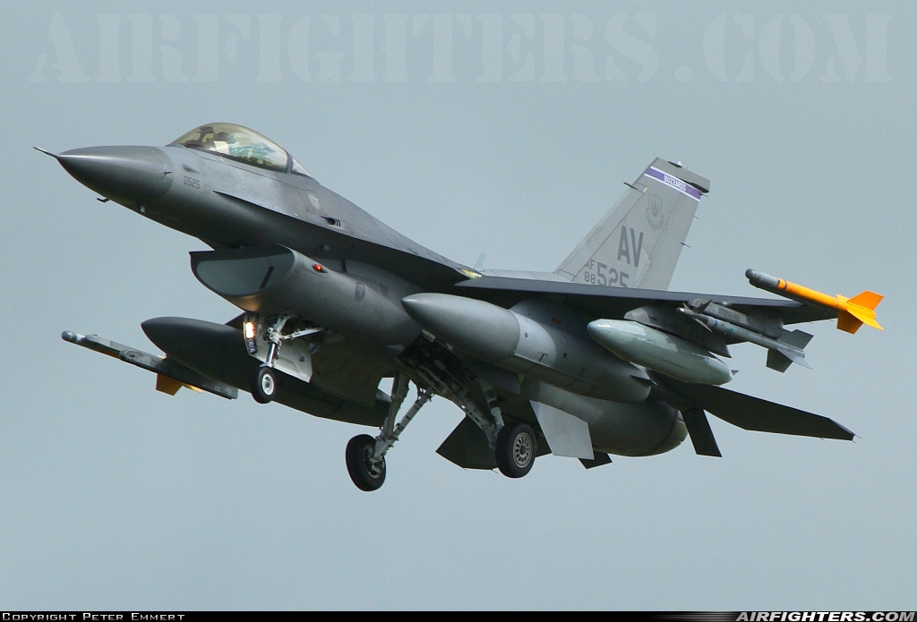 USA - Air Force General Dynamics F-16C Fighting Falcon 88-0525 at Leeuwarden (LWR / EHLW), Netherlands