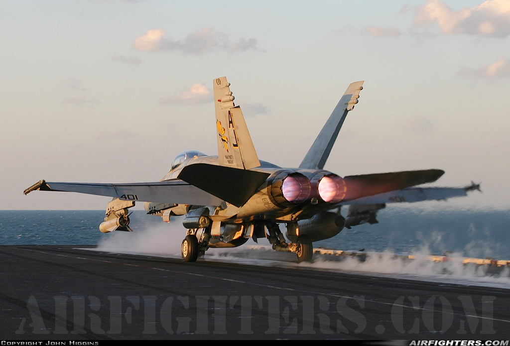 USA - Navy McDonnell Douglas F/A-18C Hornet 164675 at Off-Airport - Persian Gulf, International Airspace