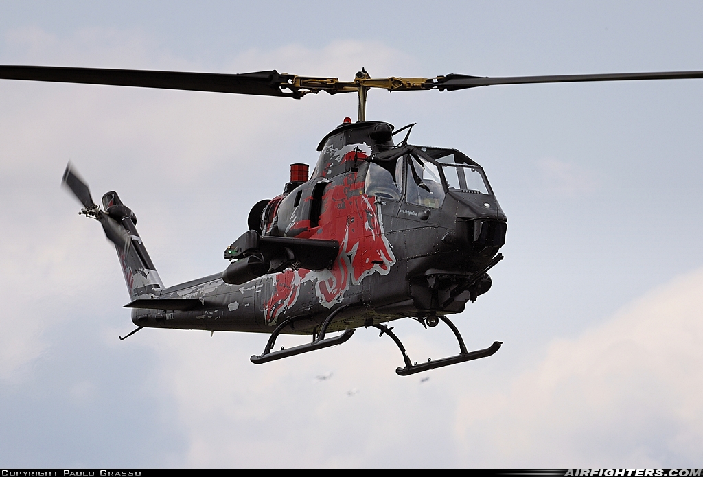 Private Bell TAH-1F Cobra (209) N11FX at Zeltweg (LOXZ), Austria